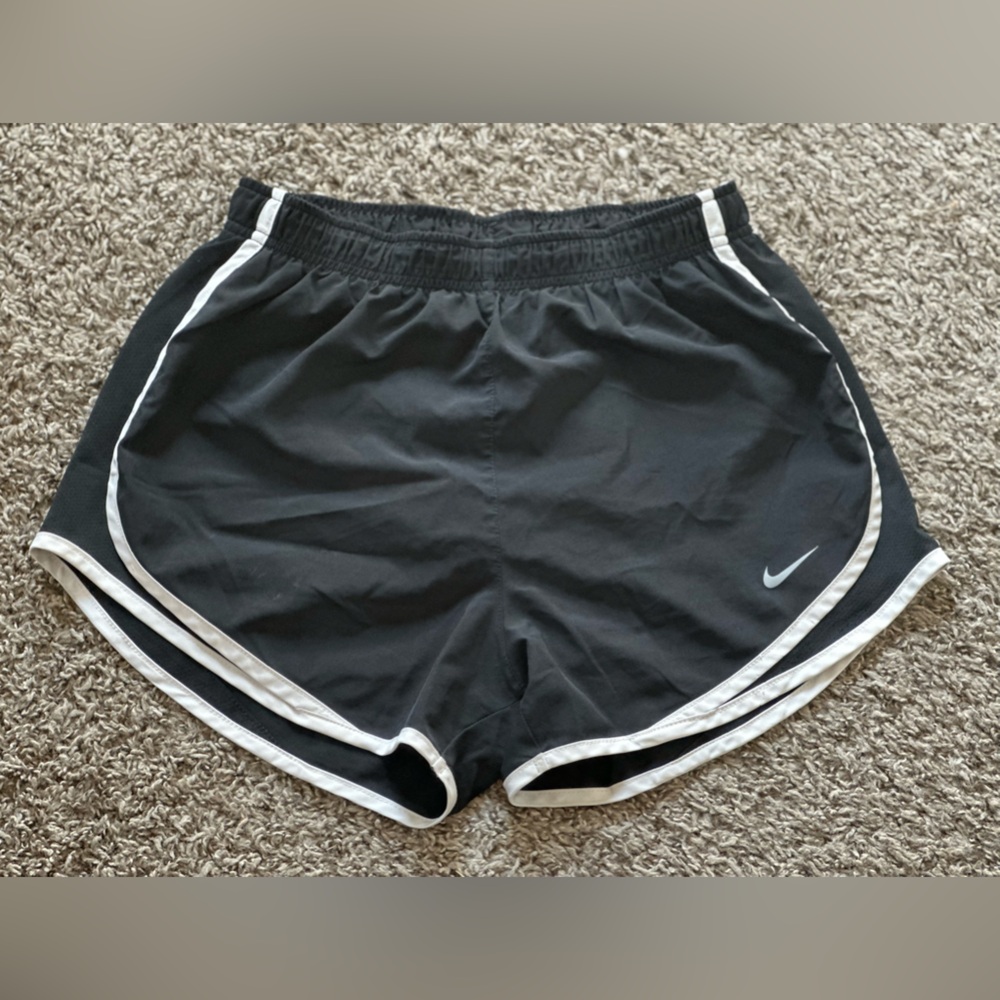 Black Nike Fit - Small